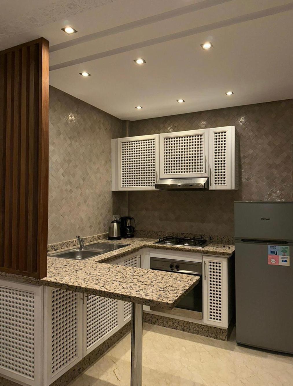 Appartement Moderne En City Center Marrakech-Gueliz Marrakesh Exterior photo
